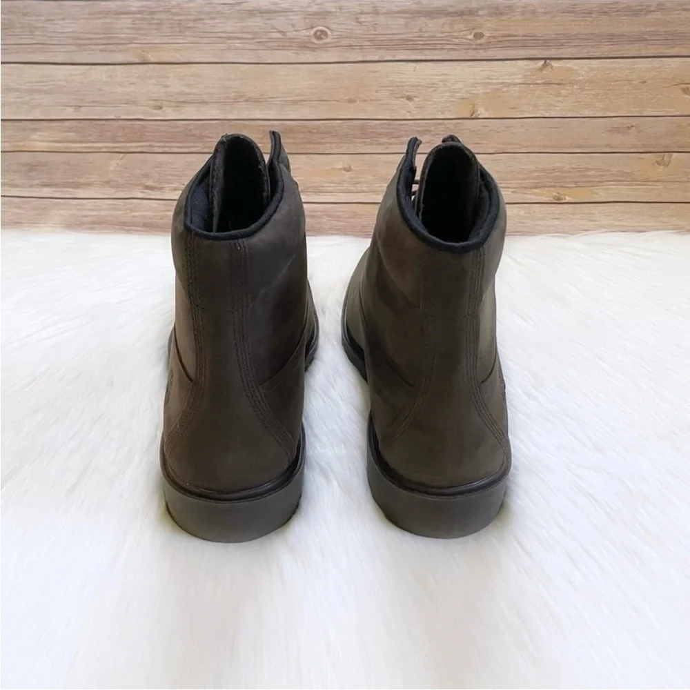 Timberland Men’s Classic 6 Inch Waterproof Brown Boots - Picture 5 of 7